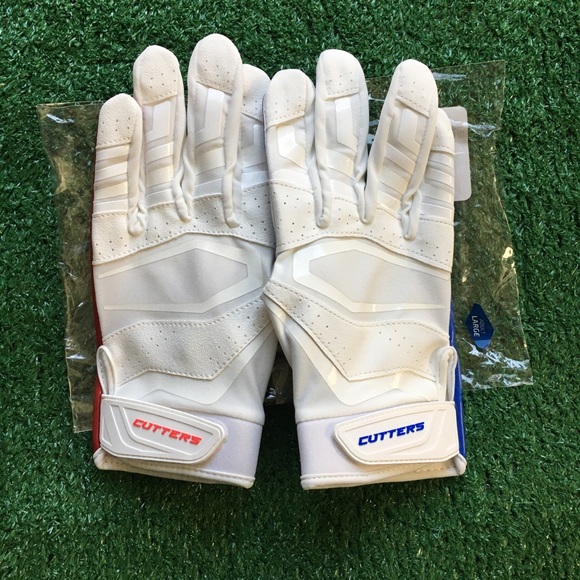 NEW CUTTERS REV PRO 3.0 WR FOOTBALL GLOVES LARGE - Picture 2 of 7